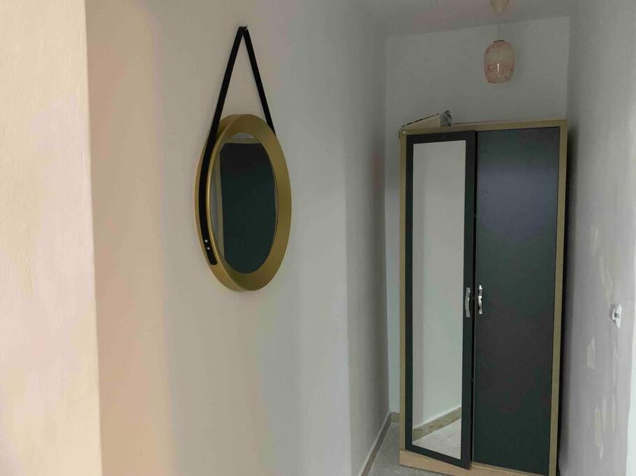 Appartement 5 Lits Climatise Salon 2Chambres Cuisine Equipee Sdb Staoueli 外观 照片